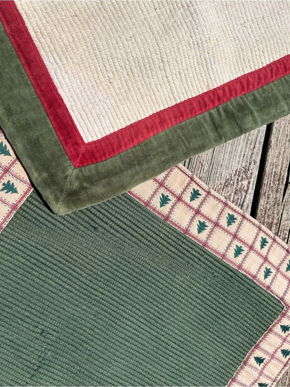 Source Unknown Green and Red Table Placemats with Cream Accents